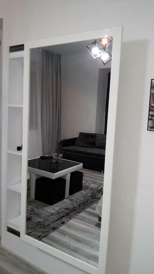 Guest House In Avlabari Tiflis Exterior foto
